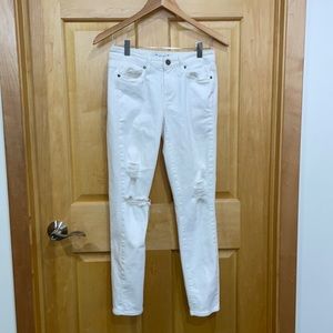 Paige white verdugo destroyed skinny jeans size 27